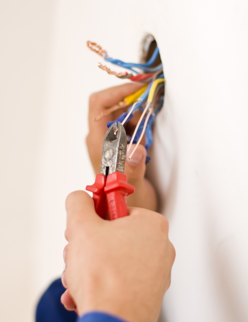 Electricians Woking, GU21, GU22, GU23, GU24